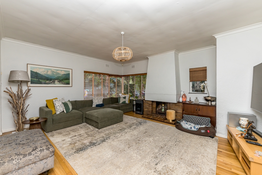To Let 4 Bedroom Property for Rent in Newlands Western Cape
